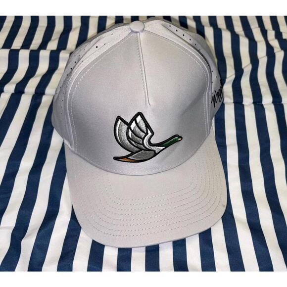 Waggle Other - Waggle Golf Trucker Hat – “Decoy Hat” Duck Gray